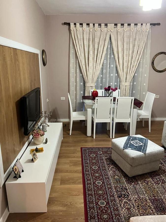 Blloku Tirana Apartment ภายนอก รูปภาพ