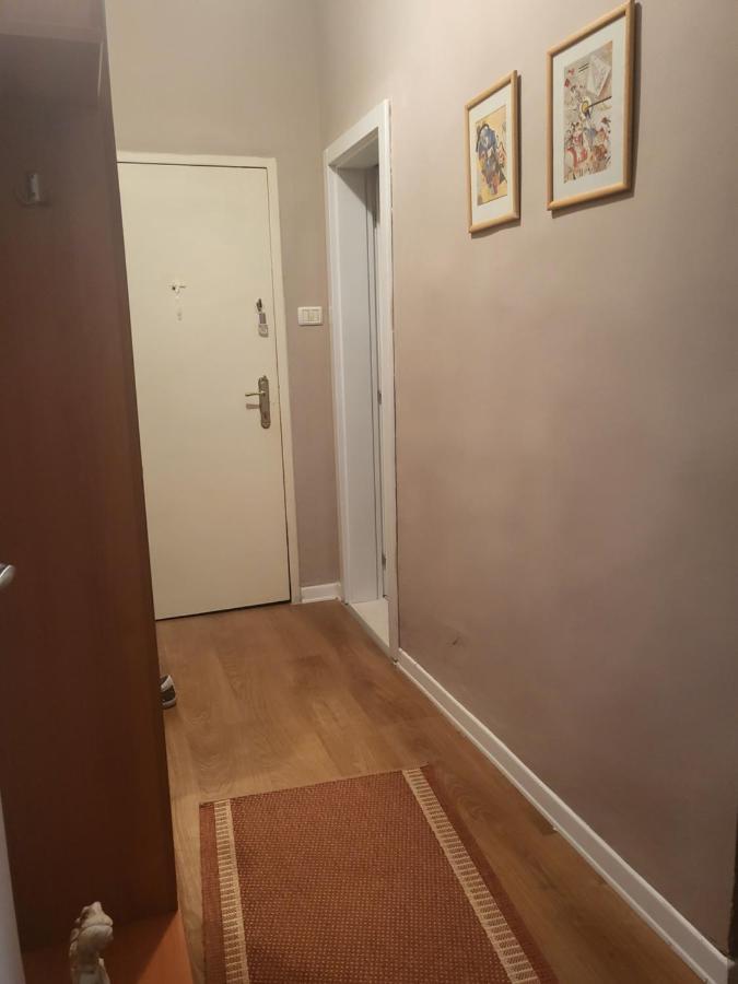 Blloku Tirana Apartment ภายนอก รูปภาพ